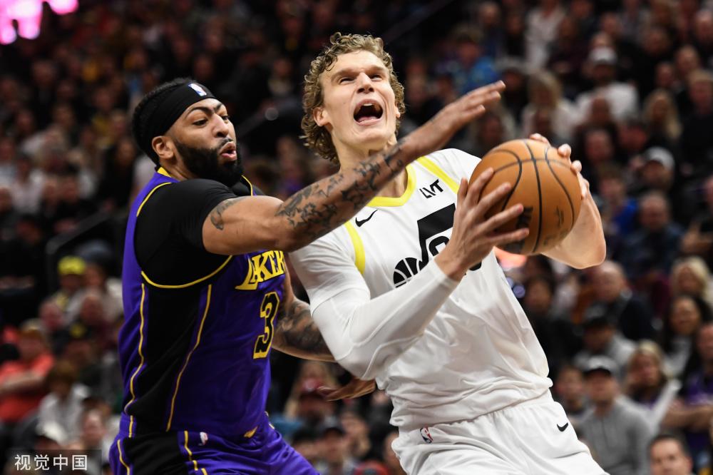 贾一凡和她 贾一凡和她