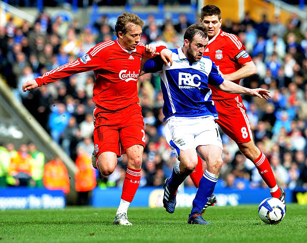 近三千选手在吉林白山挑战滑冰马拉松等冰雪赛事.